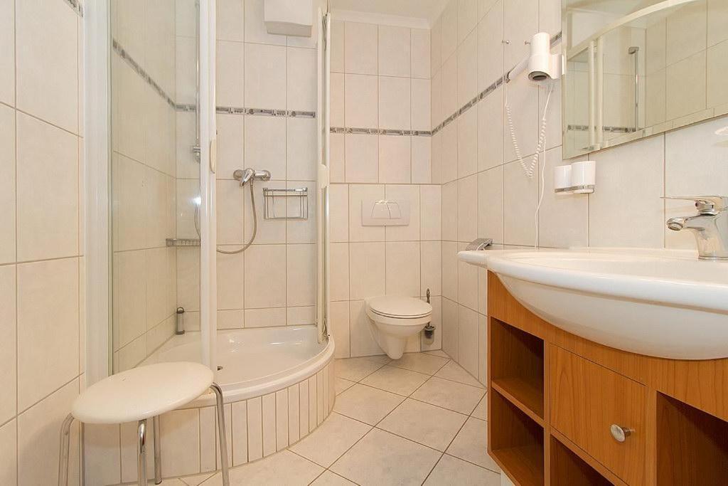 Ostseebad Kühlungsborn Apartmenthaus Atlantik Apartmenthaus Atlantik 213 מראה חיצוני תמונה